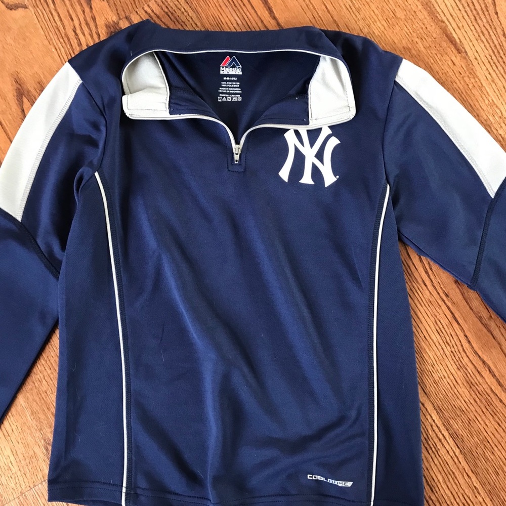Boys Yankee pullover shirt